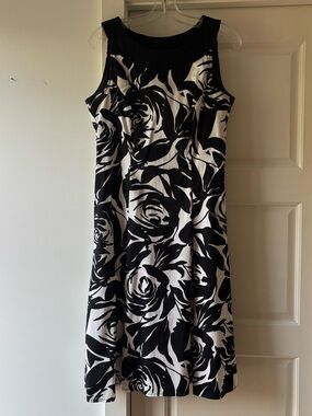 Sleeveless Black & White Floral Midi Dress